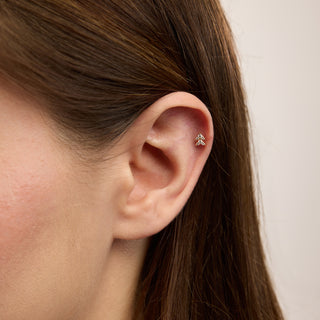 Cordelia Ok Figürlü Çok Taşlı Kulak Piercing | 14 Ayar Altın