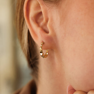 Gold Triangle Küpe | 14 Ayar Altın