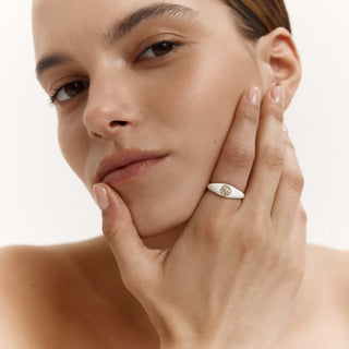 White Solstice Yüzük | 14 Ayar Altın