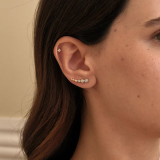 Ascend Five Sıralı Yuvarlak Lab Grown Diamond Taşlı Altın Küpe