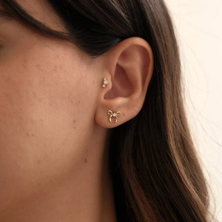 Snowflare Kar Tanesi Formlu Üç Lab Grown Diamond Taşlı Altın Kulak Piercing