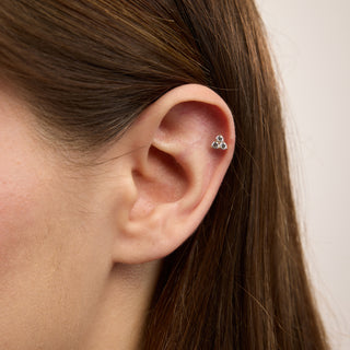 Trinity Üçgen Şekilli Üç Taşlı Kulak Piercingi | 14 Ayar Altın